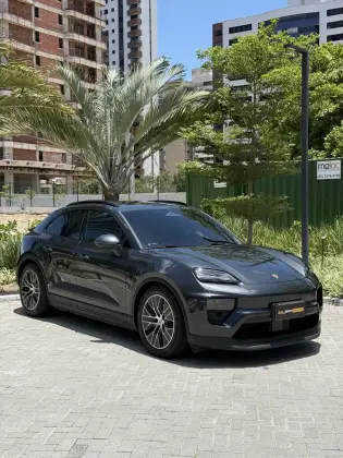 PORSCHE MACAN 4 ELÉTRICO em Fortaleza, CE