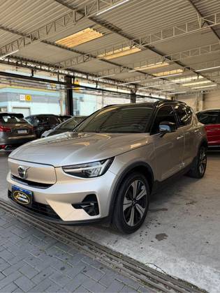 VOLVO XC40 P6 RECHARGE ELECTRIC PLUS em Osasco, SP
