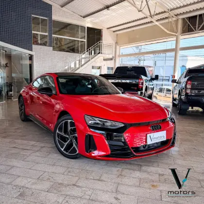 AUDI E-TRON GT ELÉTRICO SPORTBACK QUATTRO em Limeira, SP