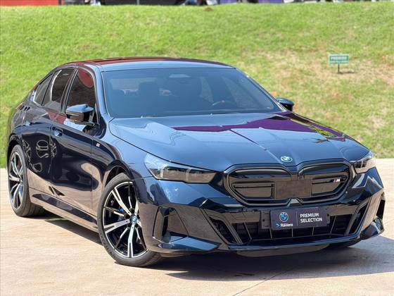 BMW i5 ELÉTRICO XDRIVE60 M SPORT em Campo Grande, MS