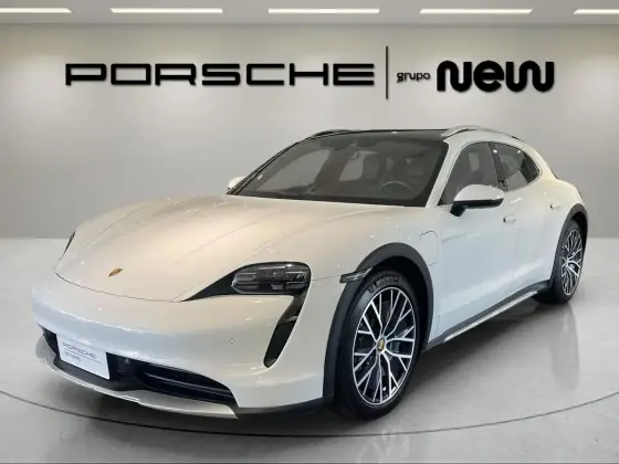 PORSCHE TAYCAN 4S CROSS TURISMO ELÉTRICO em Fortaleza, CE