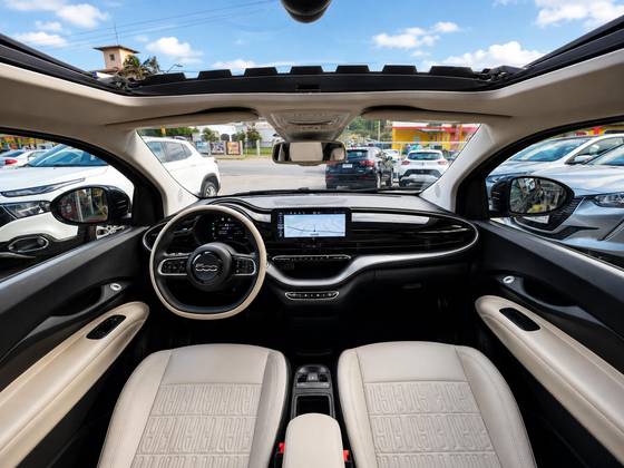 FIAT 500e ICON ELÉTRICO em Joinville, SC