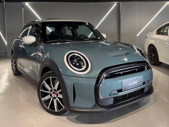 MINI COOPER SE MULTITONE EDITION 2P ELÉTRICO em Belo Horizonte, MG