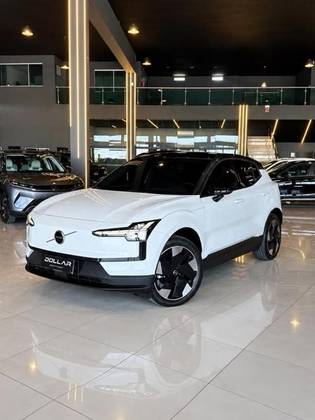 VOLVO EX30 69 KW ELÉTRICO PLUS em Feira de Santana, BA