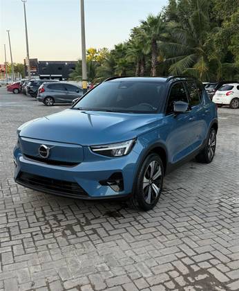 VOLVO XC40 P6 RECHARGE ELECTRIC PLUS em João Pessoa, PB