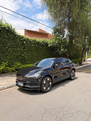 VOLVO EX30 69 KW ELÉTRICO PLUS em São Paulo, SP
