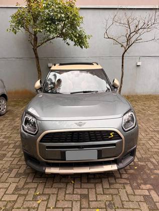 MINI COUNTRYMAN 66,45 KW ELÉTRICO SE TOP ALL4 em Porto Alegre, RS