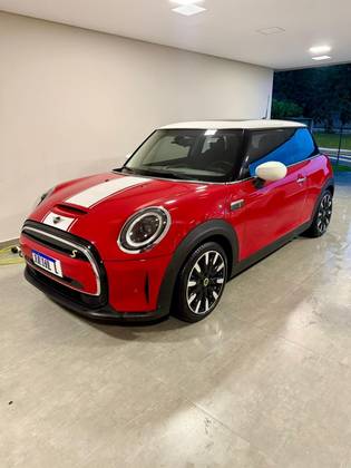 MINI COOPER SE EXCLUSIVE 2P ELÉTRICO em Pinhais, PR
