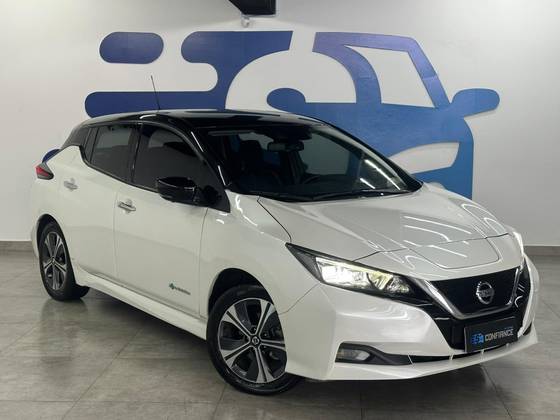 NISSAN LEAF B12P 40 ELÉTRICO em Curitiba, PR