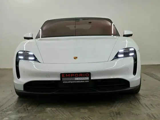 PORSCHE TAYCAN 4S ELÉTRICO em Porto Alegre, RS