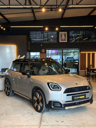 MINI COUNTRYMAN 66,45 KW ELÉTRICO SE TOP ALL4 em Fortaleza, CE