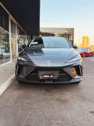 MG 4 64 KW ELÉTRICO LUXURY em Teresina, PI