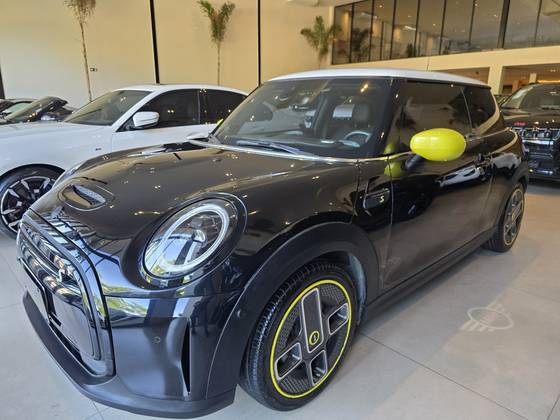 MINI COOPER SE 2P ELÉTRICO em Ubá, MG