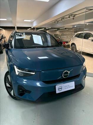 VOLVO XC40 P6 RECHARGE ELECTRIC PLUS em São Paulo, SP