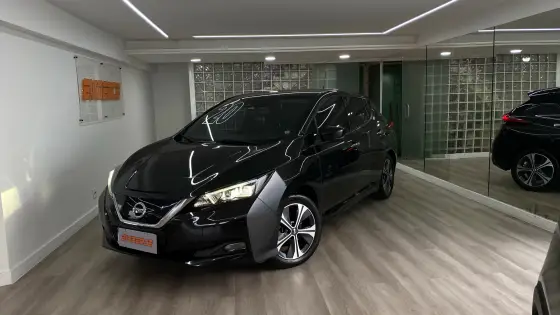 NISSAN LEAF B12P 40 ELÉTRICO em Rio de Janeiro, RJ