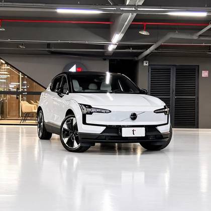 VOLVO EX30 69 KW ELÉTRICO ULTRA em Brasília, DF