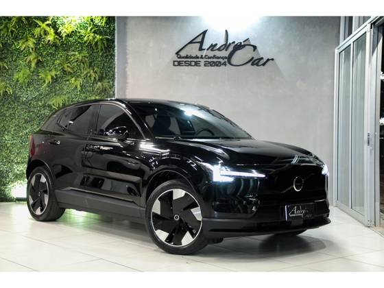 VOLVO EX30 69 KW ELÉTRICO PLUS em Belo Horizonte, MG