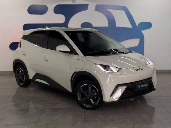 BYD DOLPHIN MINI 38 KW ELÉTRICO em Curitiba, PR