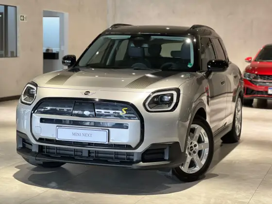 MINI COUNTRYMAN 66,45 KW ELÉTRICO SE EXCLUSIVE ALL4 em Maringá, PR