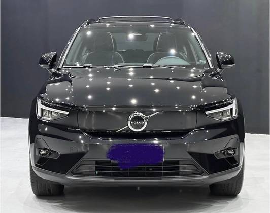VOLVO XC40 P6 RECHARGE ELECTRIC PLUS em São Paulo, SP