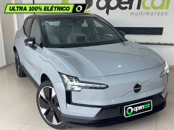 VOLVO EX30 69 KW ELÉTRICO ULTRA em Itajaí, SC