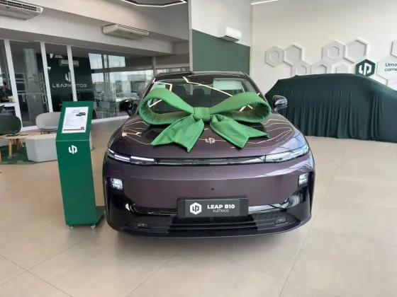 LEAPMOTOR B10 56,2 KW BEV em Goiânia, GO