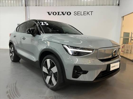 VOLVO EC40 P8 RECHARGE TWIN ELECTRIC ULTRA AWD em Vitória, ES