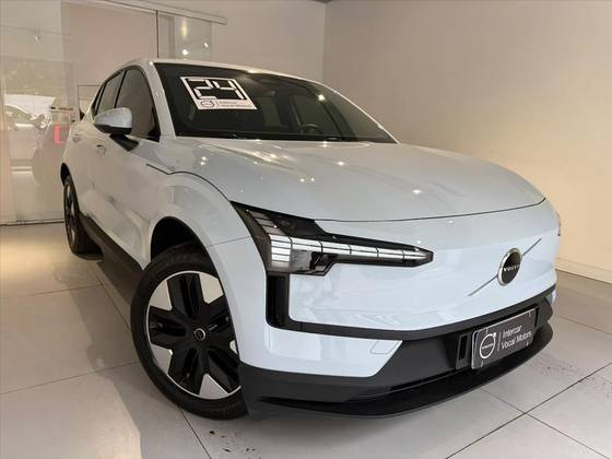 VOLVO EX30 69 KW ELÉTRICO CORE em Campinas, SP