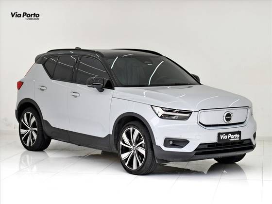 VOLVO XC40 P8 RECHARGE ELECTRIC BEV PURE AWD em Curitiba, PR
