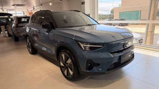 VOLVO XC40 P6 RECHARGE ELECTRIC PLUS em Ribeirão Preto, SP