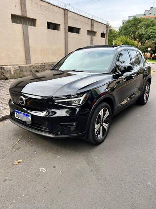 VOLVO XC40 P6 RECHARGE ELECTRIC PLUS em Curitiba, PR