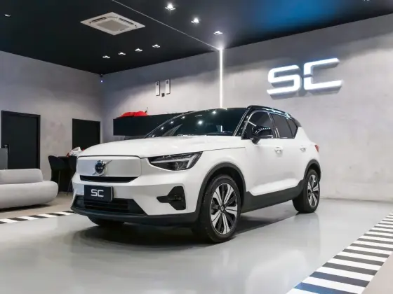VOLVO XC40 P6 RECHARGE ELECTRIC PLUS em Parnamirim, RN