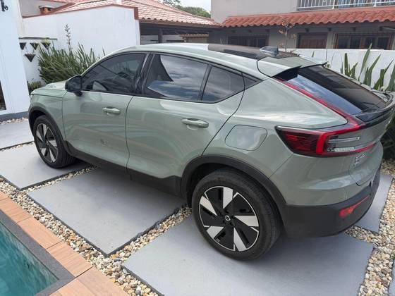VOLVO C40 P6 RECHARGE ELECTRIC PLUS em Florianópolis, SC