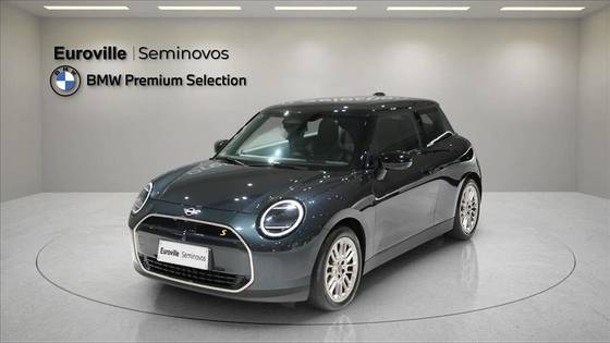MINI COOPER 49,2 KW ELÉTRICO 2P SE em Belo Horizonte, MG