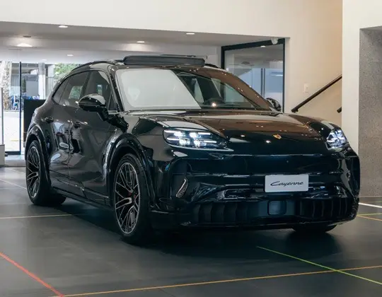 PORSCHE CAYENNE 113,2 KW S ELÉTRICO AWD em São Paulo, SP