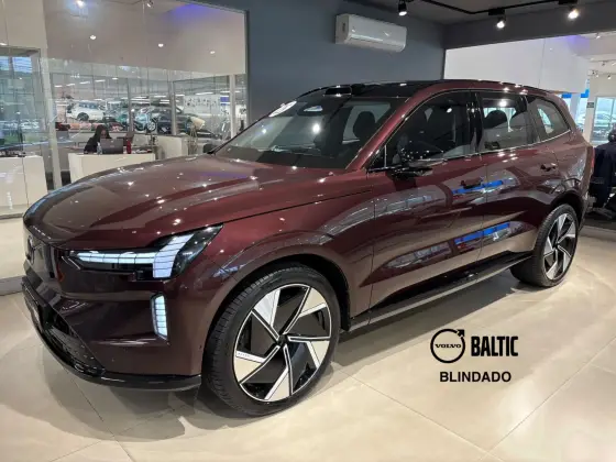 VOLVO EX90 P8 RECHARGE TWIN ELECTRIC PERFORMANCE ULTRA AWD em Santos, SP